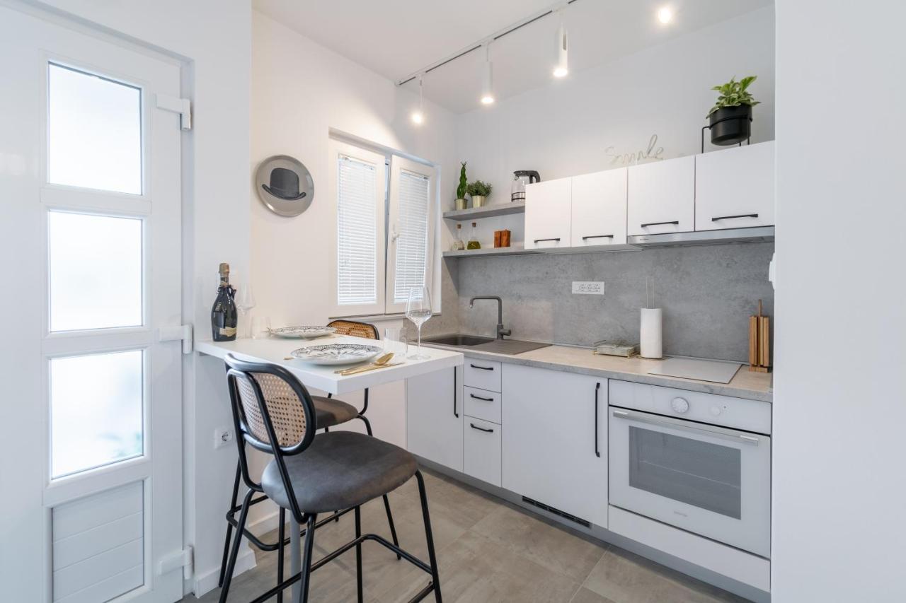 Studio Apartment Smile, Near Beach & Center, Free Parking, Balcony 马卡尔斯卡 外观 照片